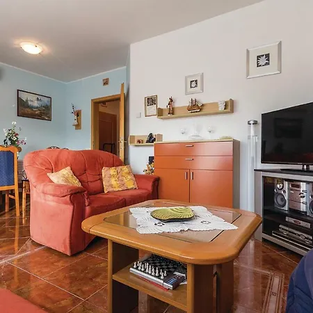 Two-bedroom In Pula