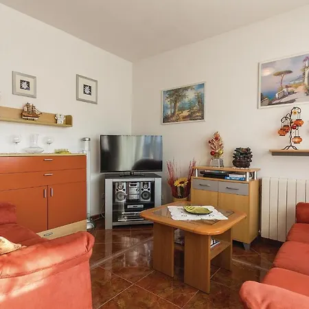 Two-bedroom In Pula